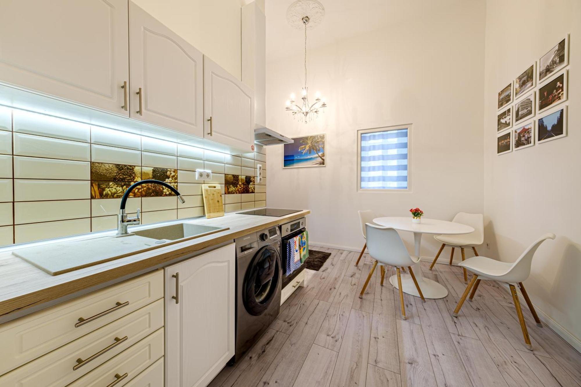 Soho Downtown Apartment Budapest Esterno foto