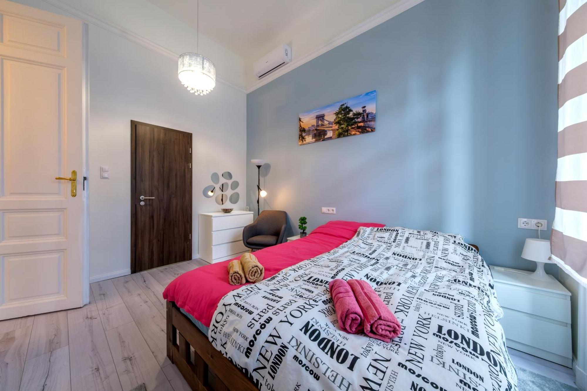 Soho Downtown Apartment Budapest Esterno foto